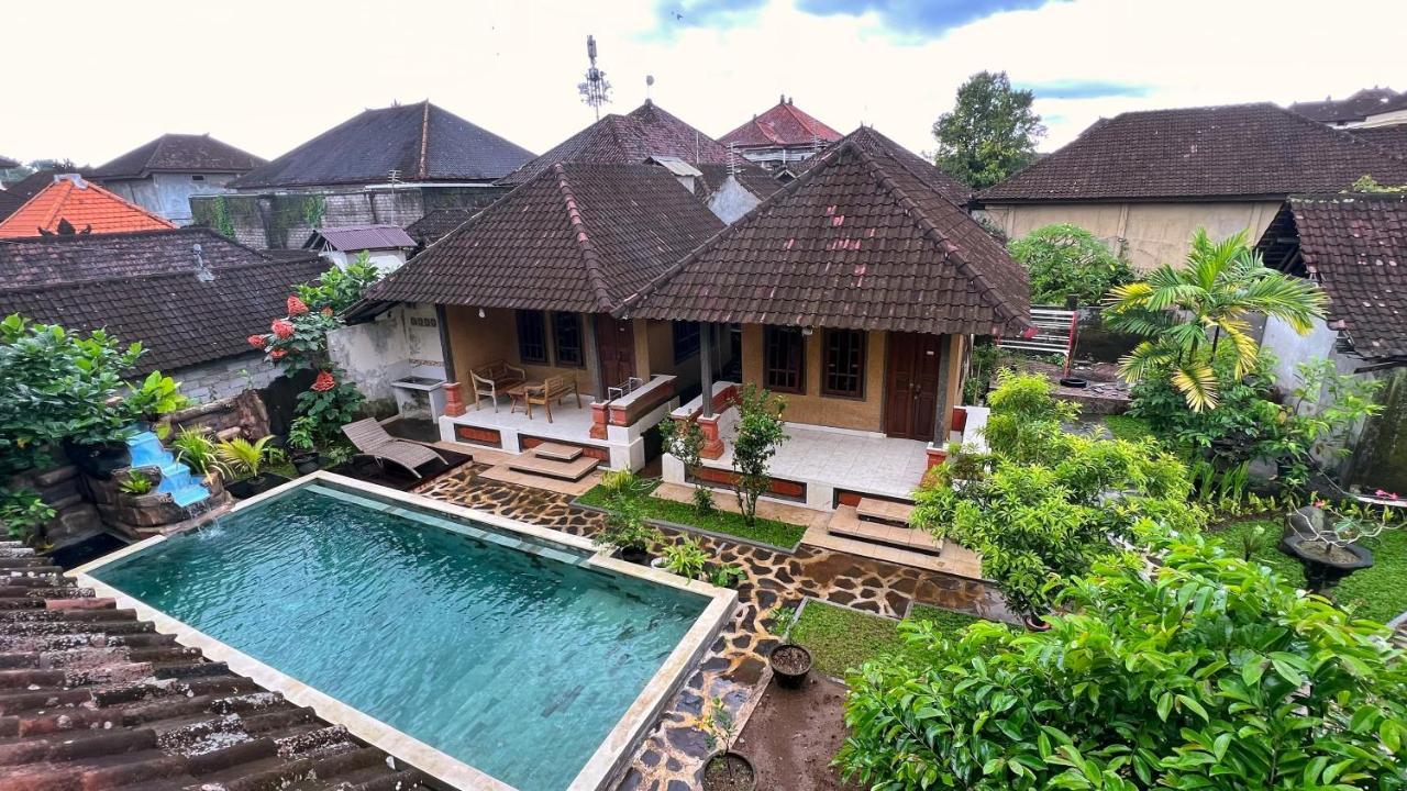 Gusti Home Stay Ubud Экстерьер фото