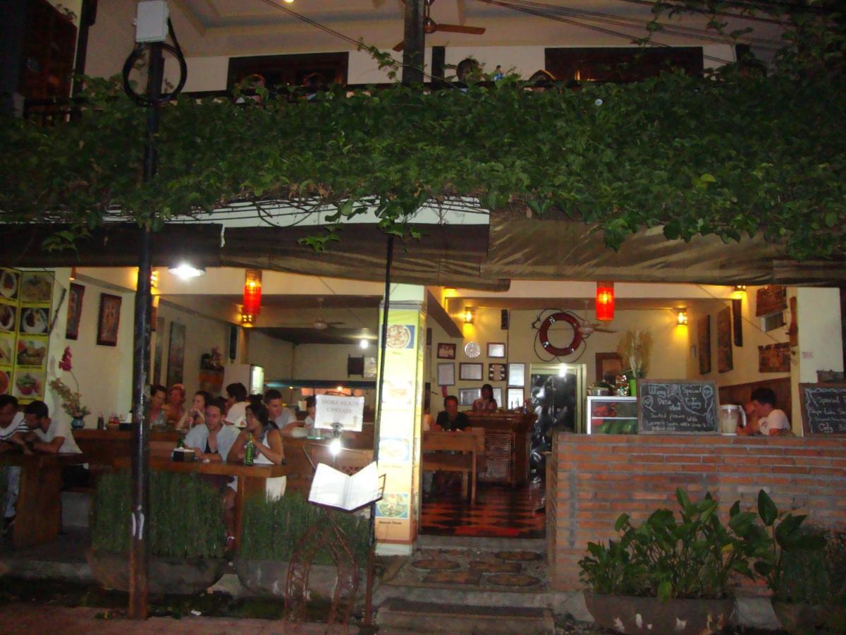 Gusti Home Stay Ubud Экстерьер фото