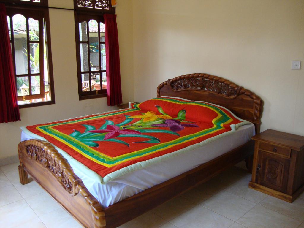 Gusti Home Stay Ubud Экстерьер фото
