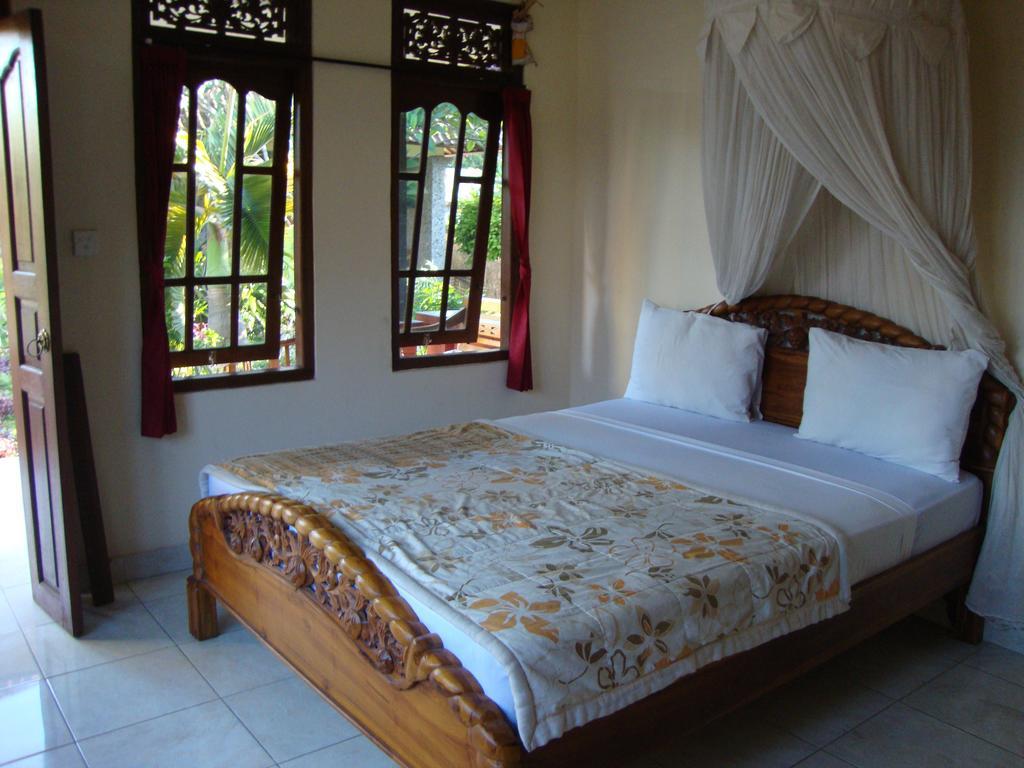 Gusti Home Stay Ubud Экстерьер фото