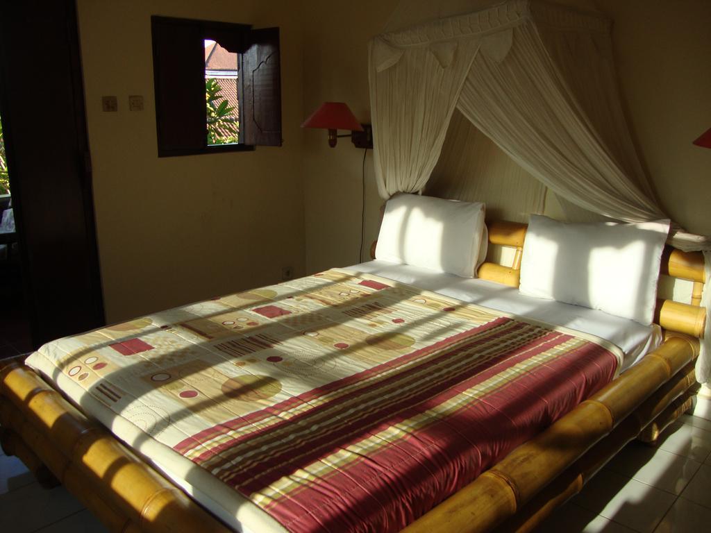Gusti Home Stay Ubud Экстерьер фото